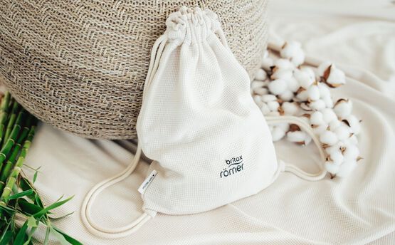 Sommerbezug für Römer Kidfix Pro – gefertigt aus atmungsaktiver Bambusviskose und weicher Baumwolle, bietet angenehme Kühlung, natürlichen Komfort und schützt den Originalsitz an heißen Tagen.